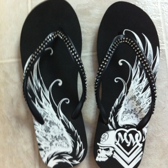 ISO metal Mulisha sandals! NOT FOR SALE! - Picture 4 of 5